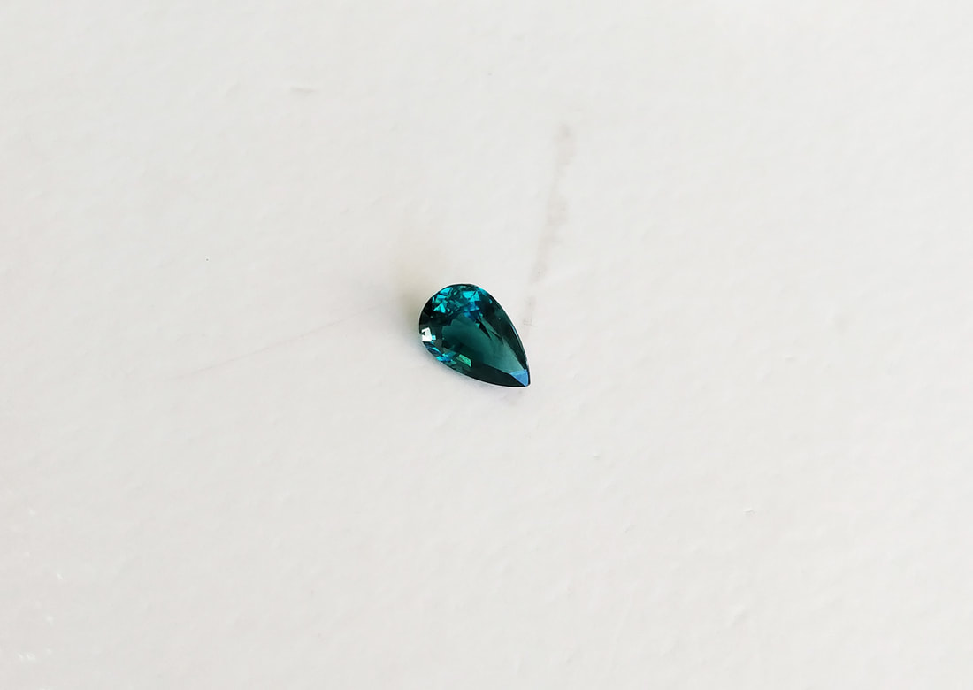 Gemma di grandidierite